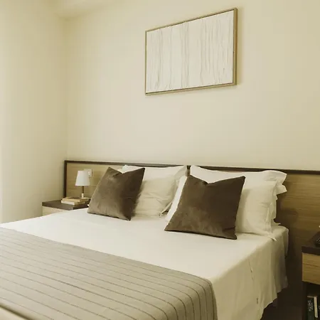 Апарт-отель Residenze Roscioli Розето-дельи-Абруцци
