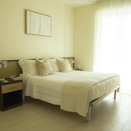 Residenze Roscioli 4* Roseto Degli Abruzzi