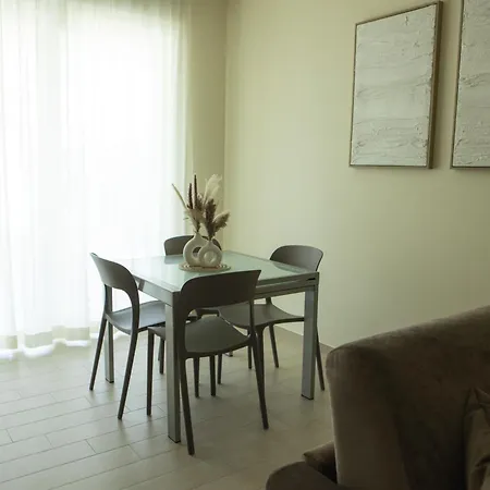 Residenze Roscioli 3* Roseto Degli Abruzzi