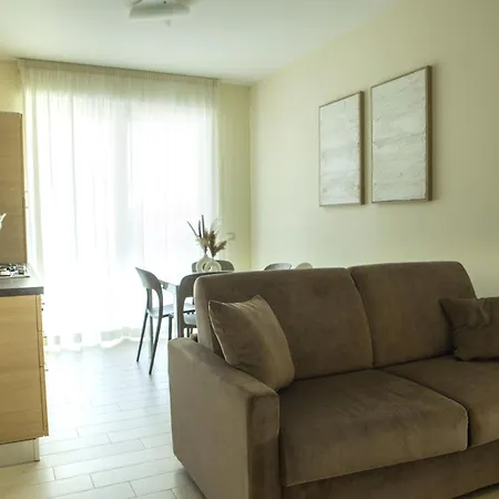 Residenze Roscioli Aparthotel Roseto Degli Abruzzi