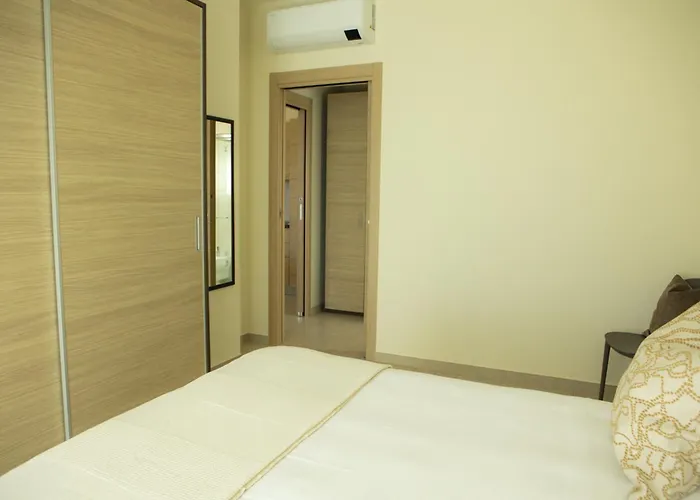 Residenze Roscioli Aparthotel Roseto Degli Abruzzi